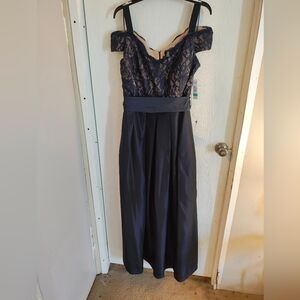 Elegant Navy Off-Shoulder Lace Dress